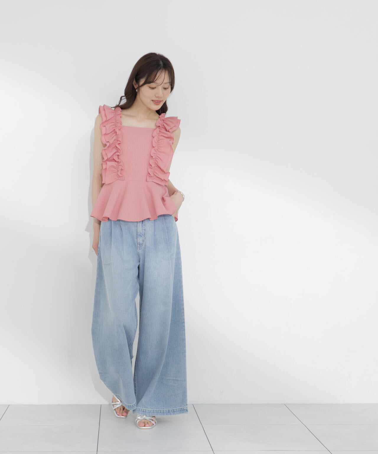 167cm 着用サイズ：FR