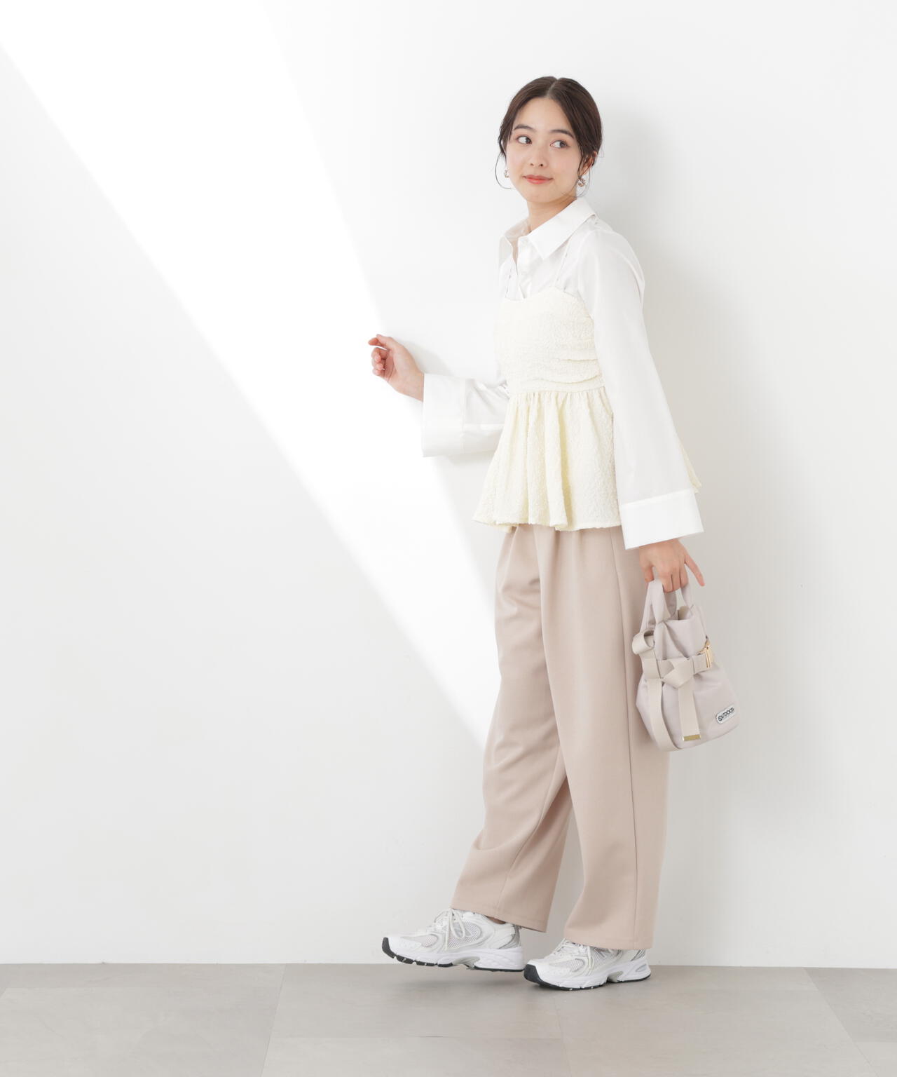 165cm B:82 W:59 H:86 S:25cm 着用サイズ：FR