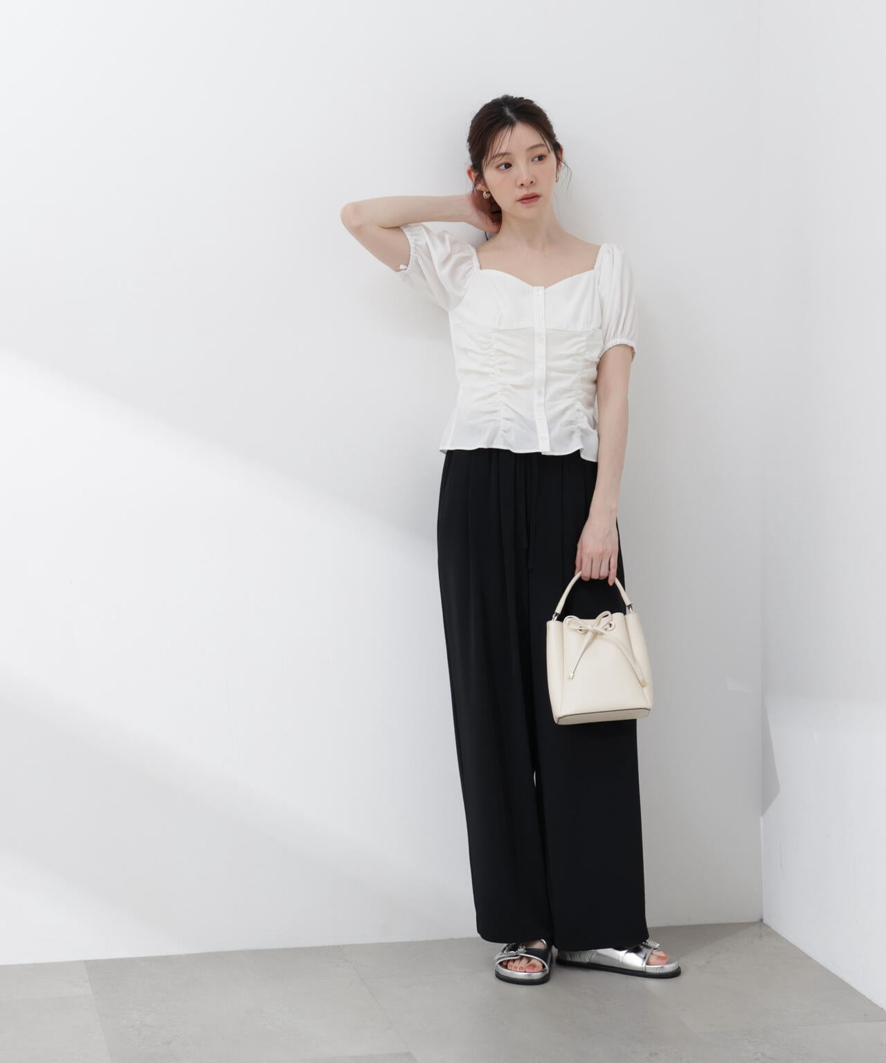 167cm 着用サイズ：FR