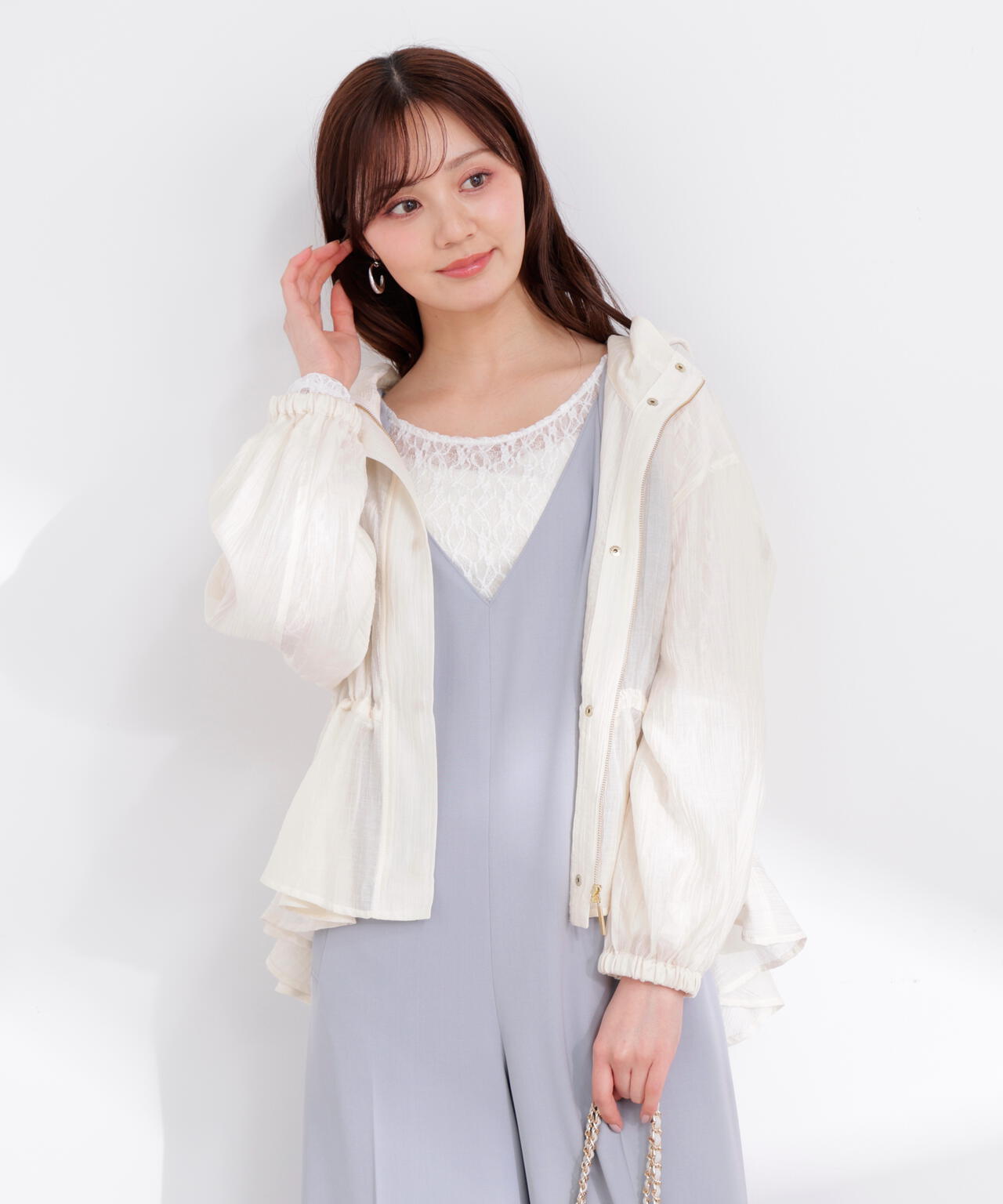 ＜加藤栞さん着用＞シアーペプラムブルゾン