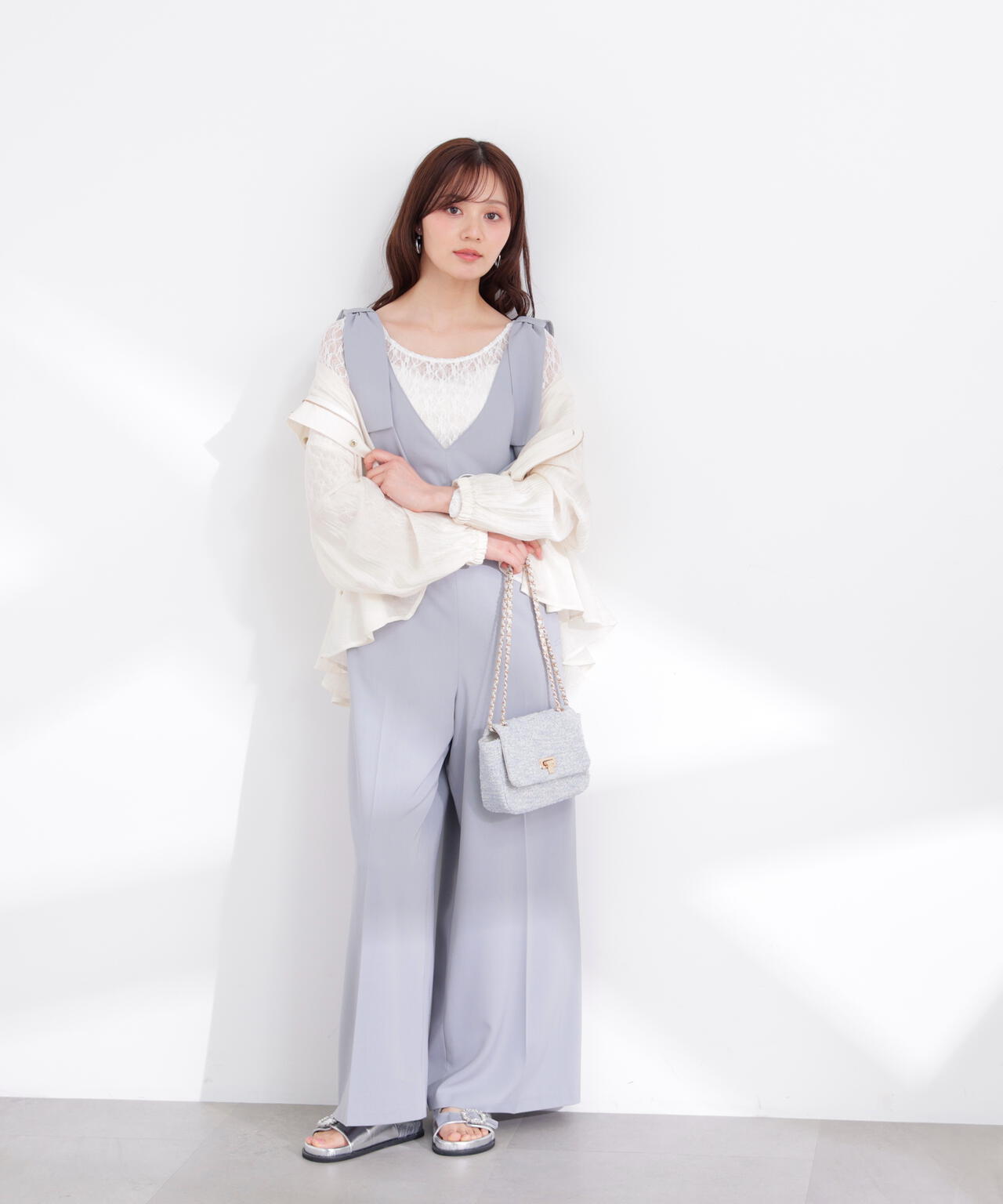 ＜加藤栞さん着用＞シアーペプラムブルゾン
