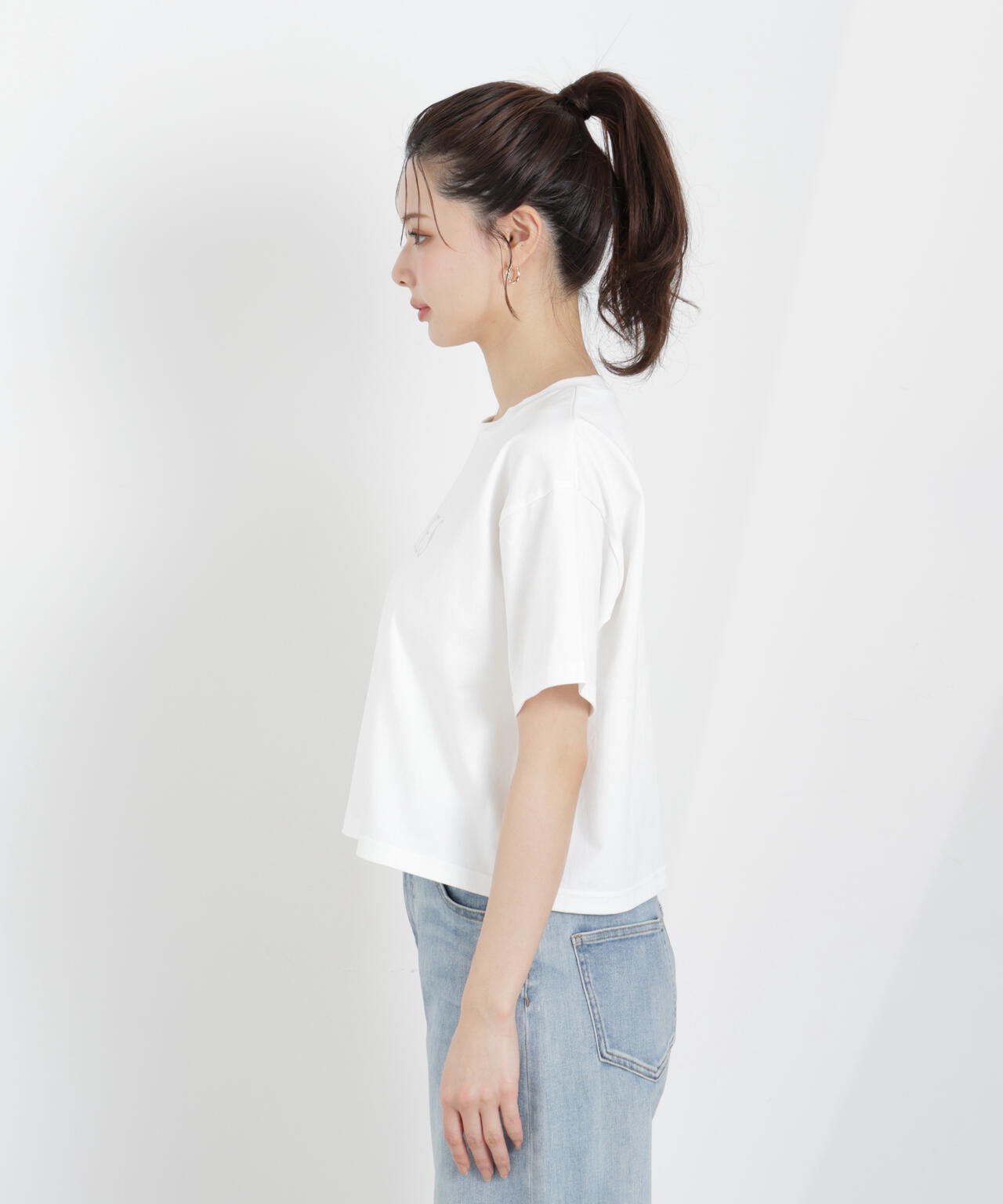 ロゴTシャツ