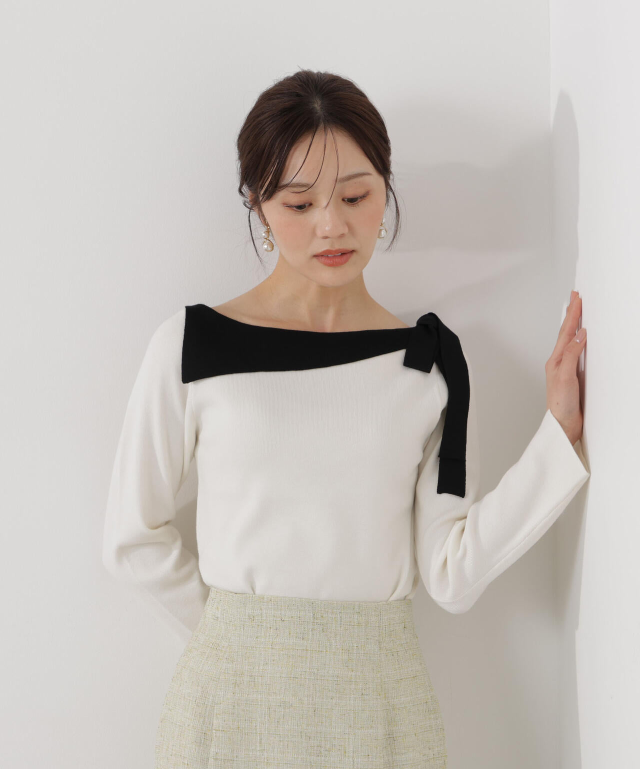 ＜ウォッシャブル/UV＞サイドリボン総針ニット【ブルー：official site・有楽町マルイ限定】