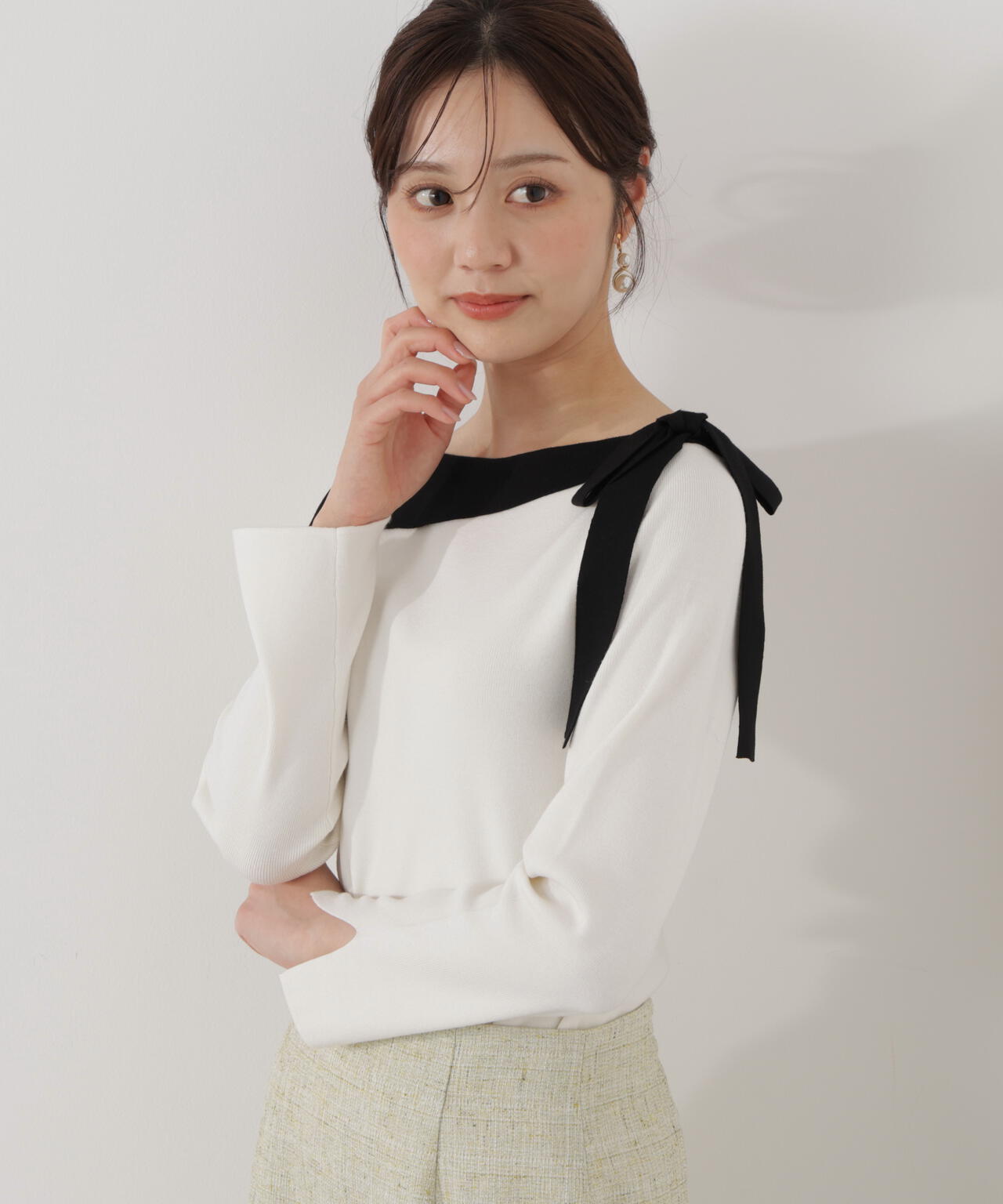 ＜ウォッシャブル/UV＞サイドリボン総針ニット【ブルー：official site・有楽町マルイ限定】