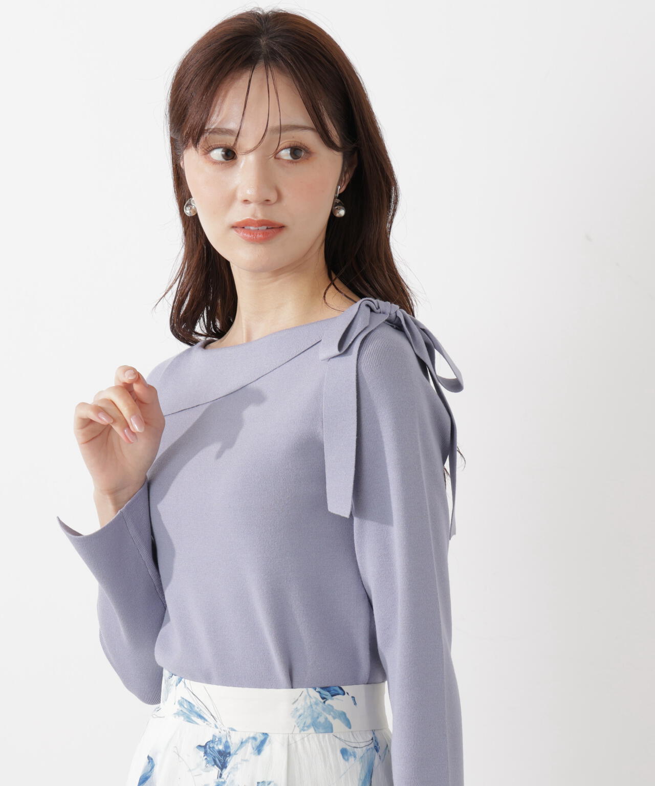 ＜ウォッシャブル/UV＞サイドリボン総針ニット【ブルー：official site・有楽町マルイ限定】