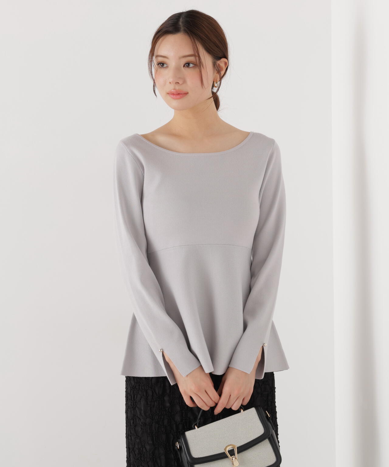 ＜ウォッシャブル/UV＞ペプラムベーシックニット【ブルー：official site・ZOZOTOWN・一部店舗限定】