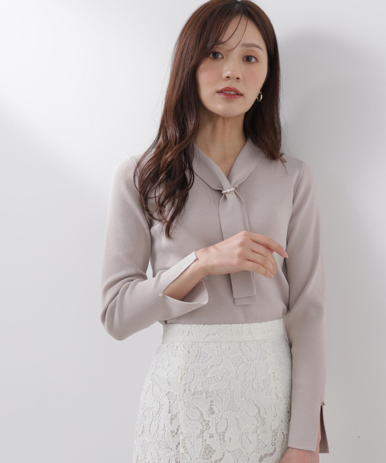 パールリングボウタイニット【グレー：official site・ZOZOTOWN・一部店舗限定】