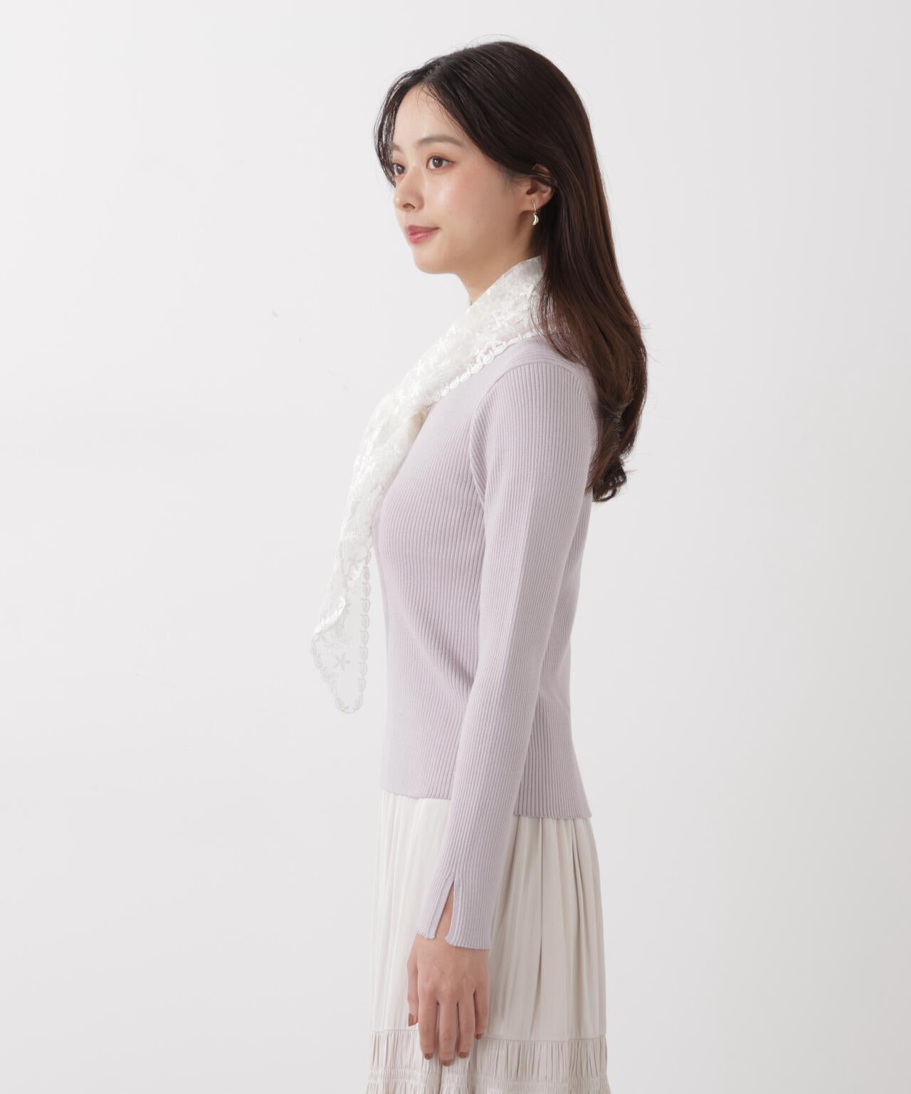 《EDIT COLOGNE》レーススカーフ付きリブニット【ホワイト×ブラックボーダー：official site・ZOZO・一部店舗限定】