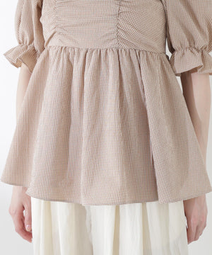 167cm 着用サイズ：FR