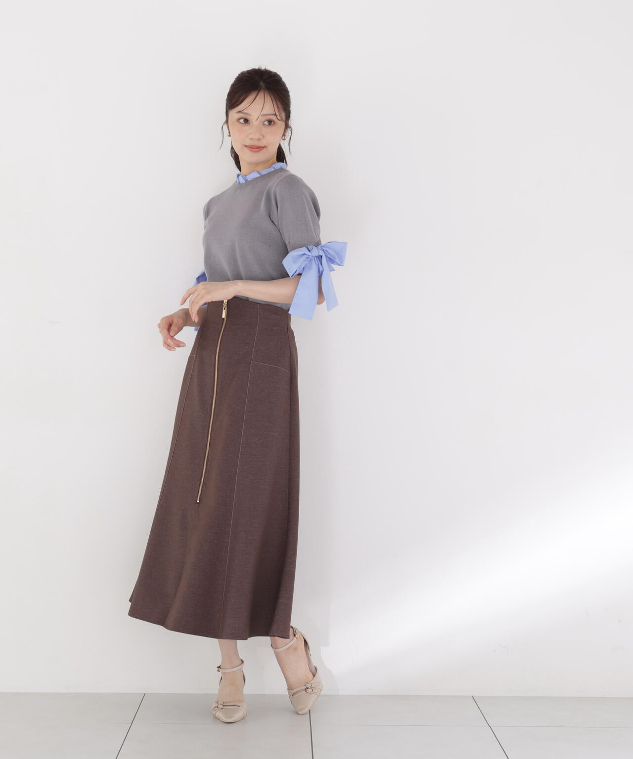 ＜中川紅葉さん着用＞フロントジップマーメイドスカート