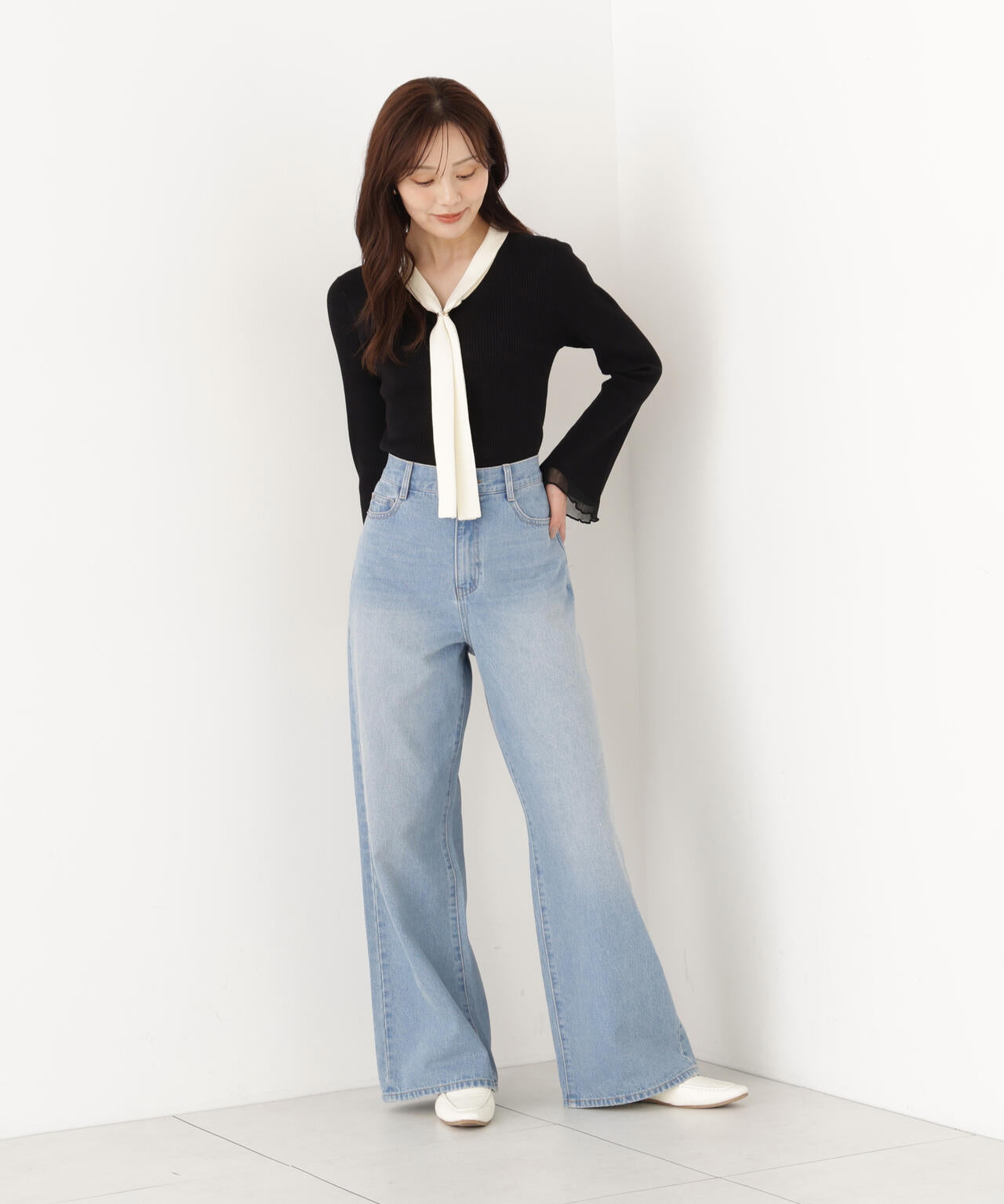 ＜a/mie＞レースハイウエストワイドデニムパンツ
