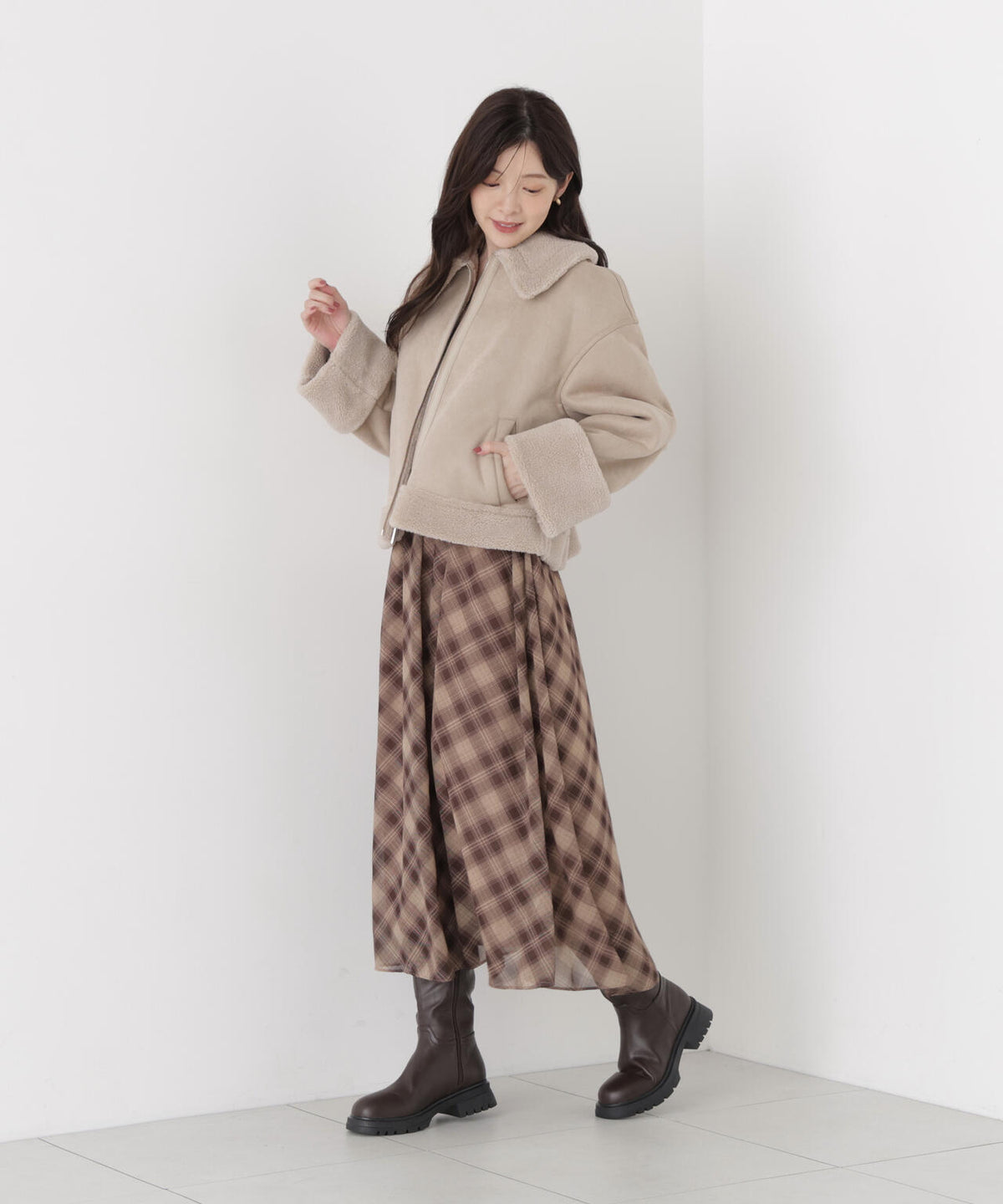 ＜加藤栞さん着用＞フェイクムートンショートブルゾン