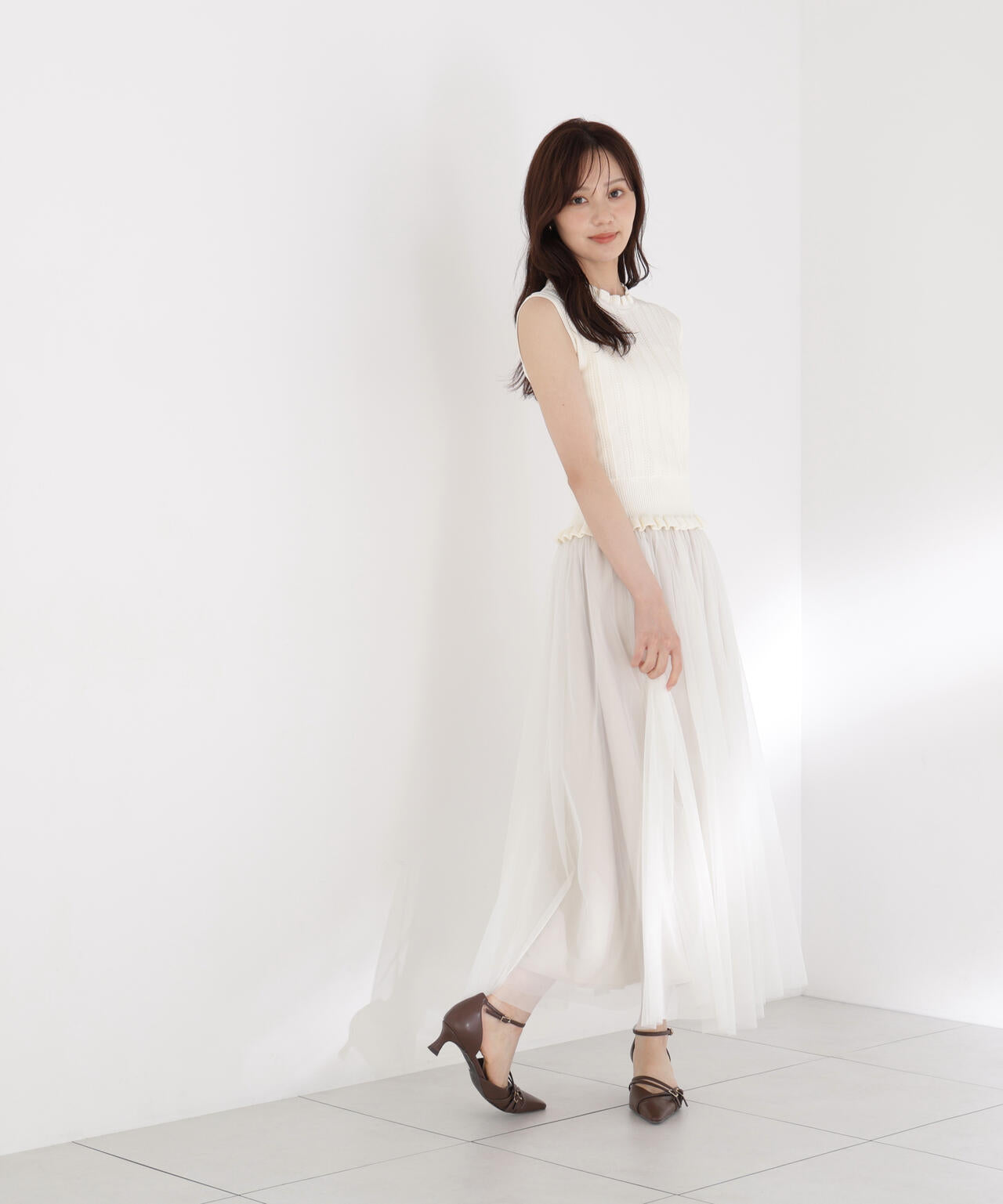 166cm B:78 W:56 H:83 S:24.5cm 着用サイズ：FR