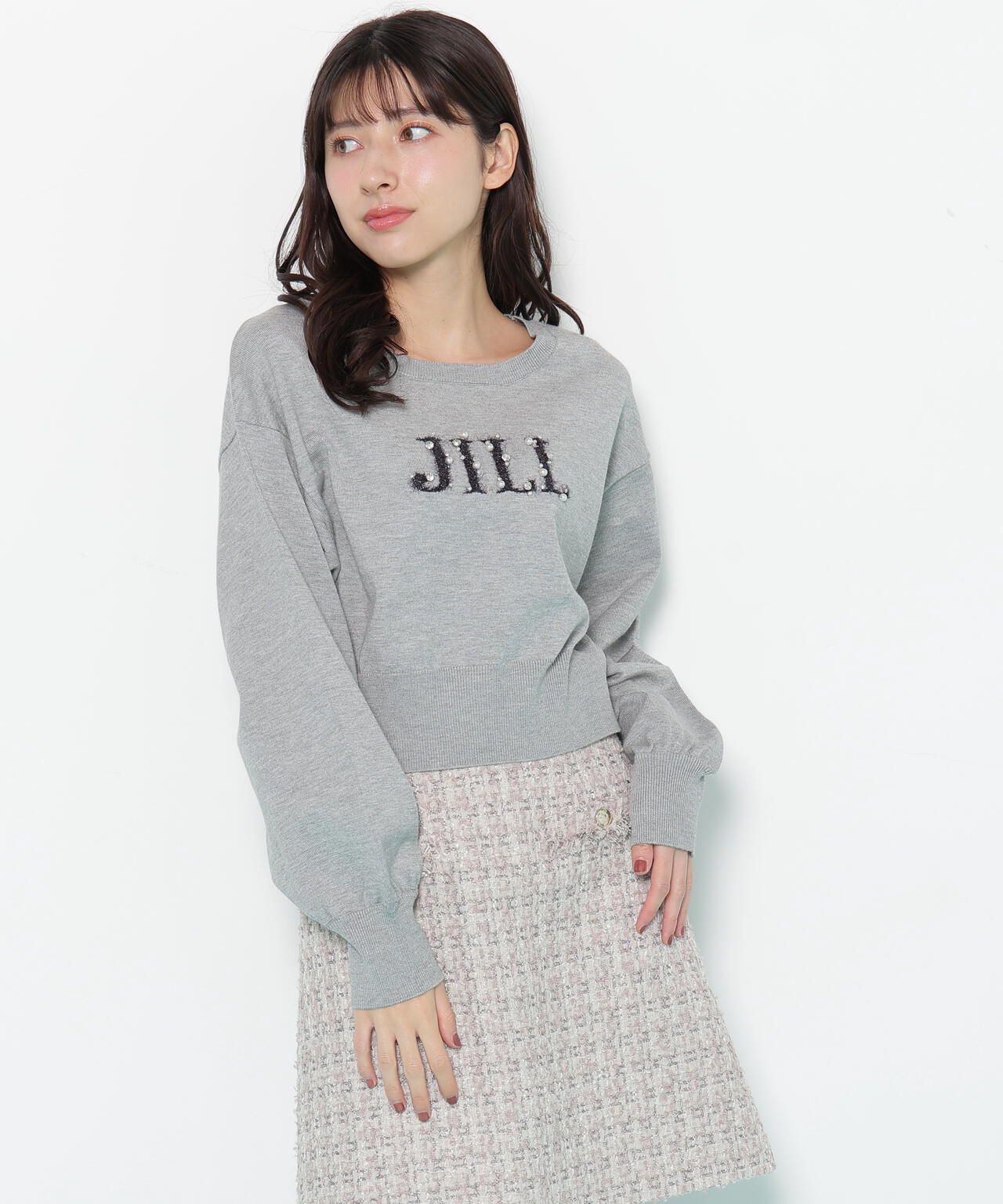 ファンシーヤーンビジューロゴニット
