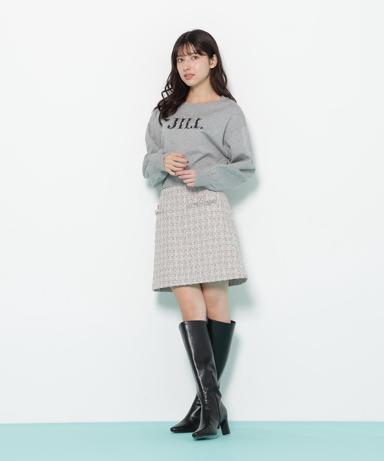 ファンシーヤーンビジューロゴニット