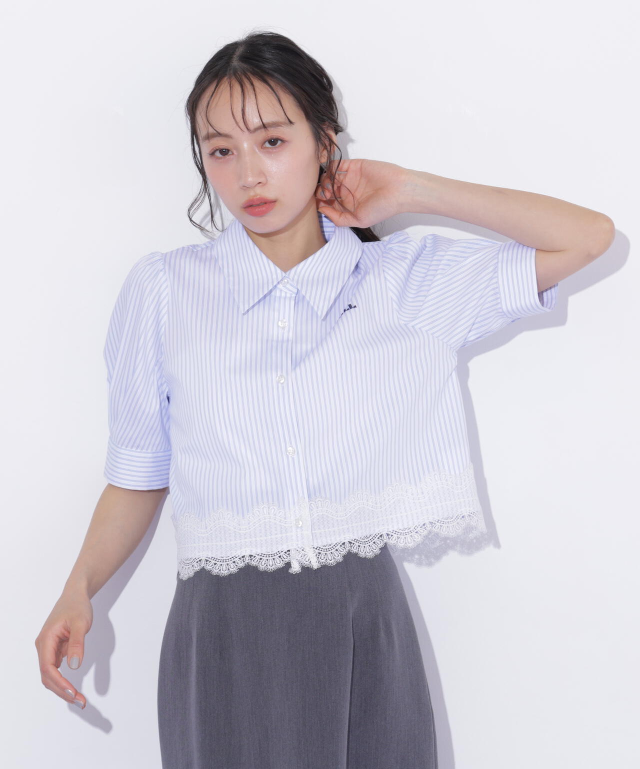 160cm 着用サイズ：FR