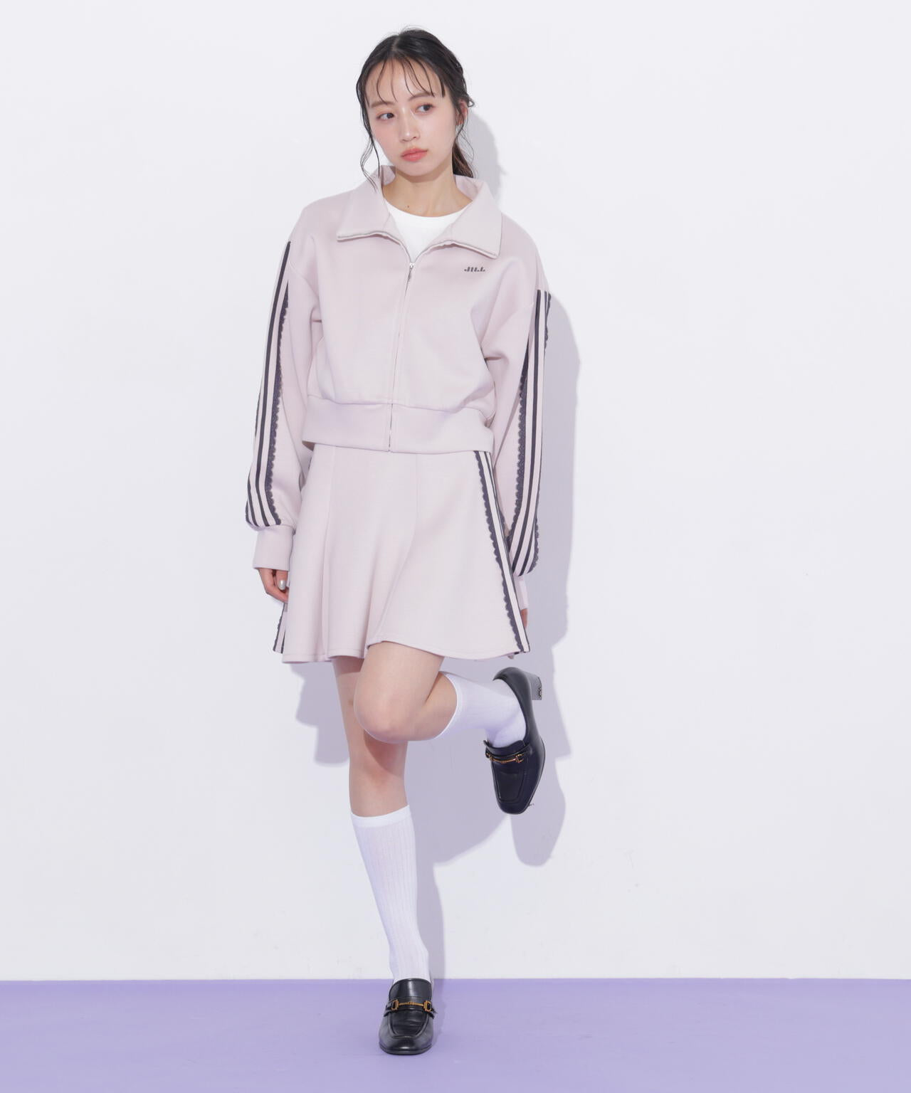 160cm 着用サイズ：FR