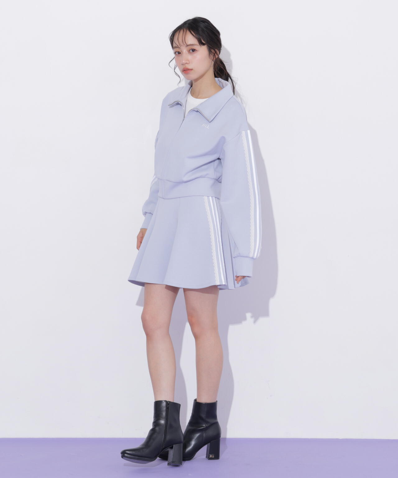 160cm 着用サイズ：FR
