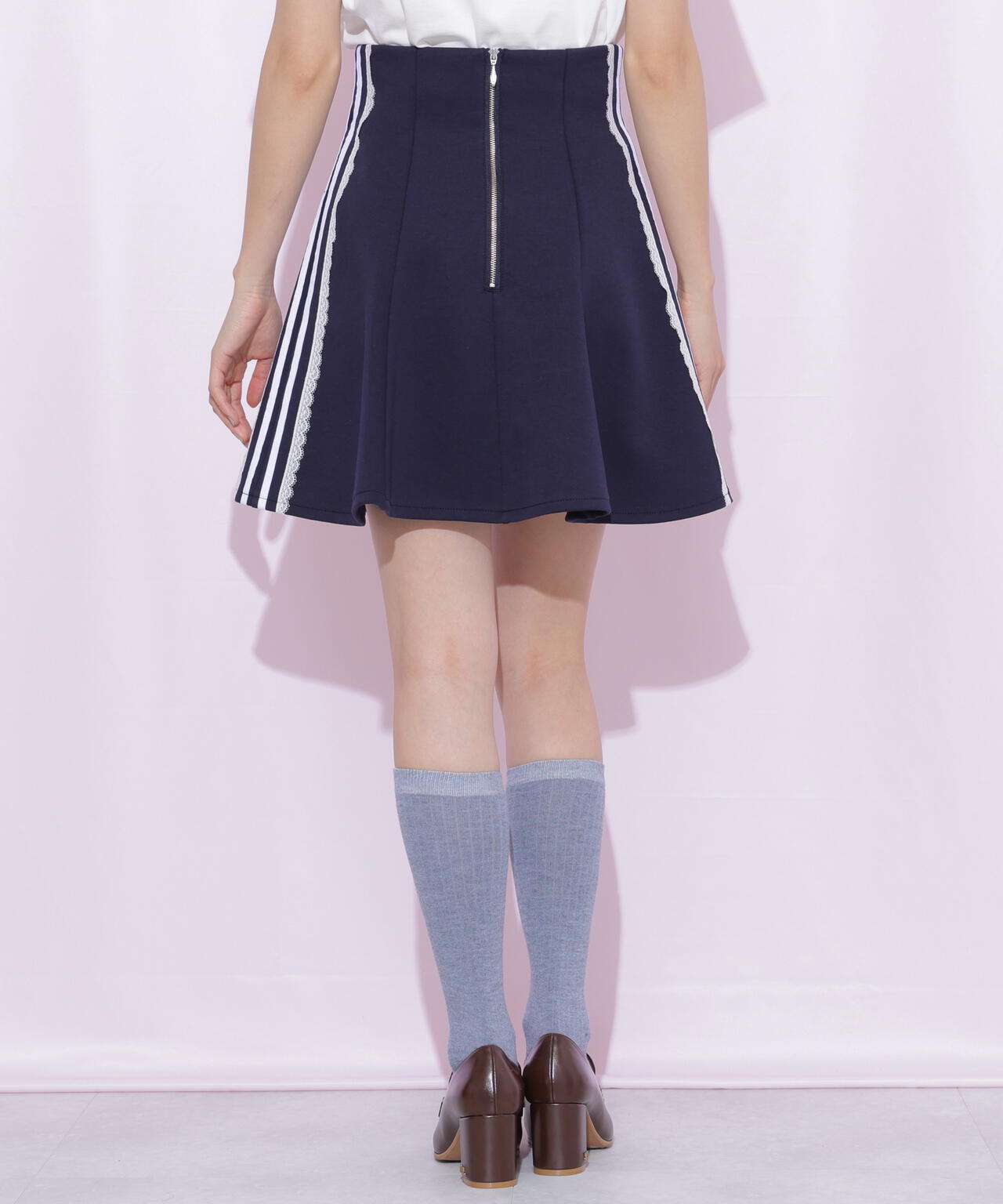 160cm 着用サイズ：FR