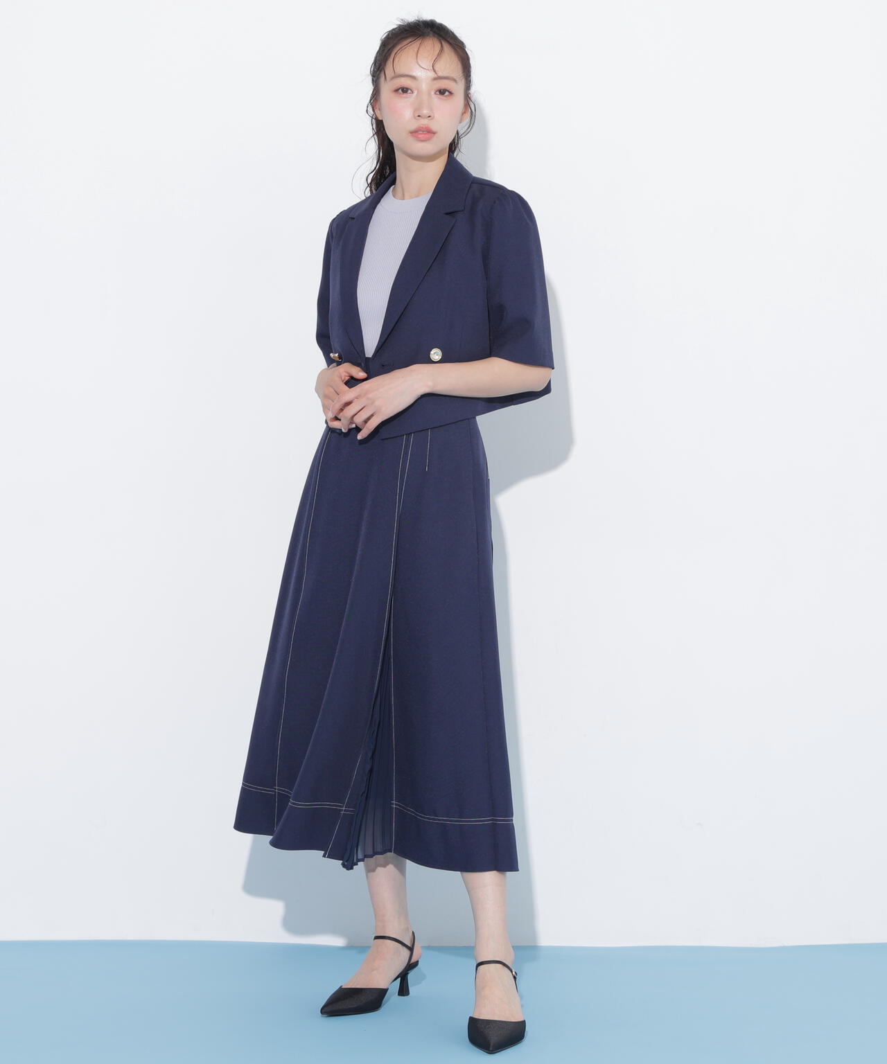 160cm 着用サイズ：FR