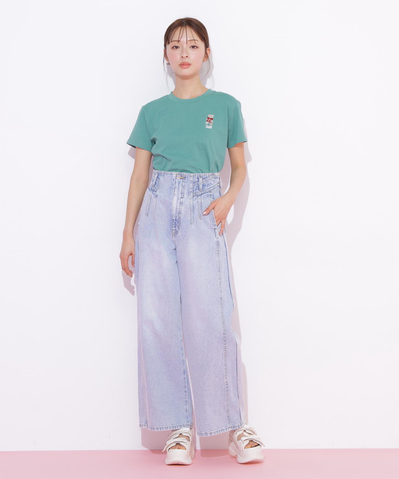 170cm 着用サイズ：FR