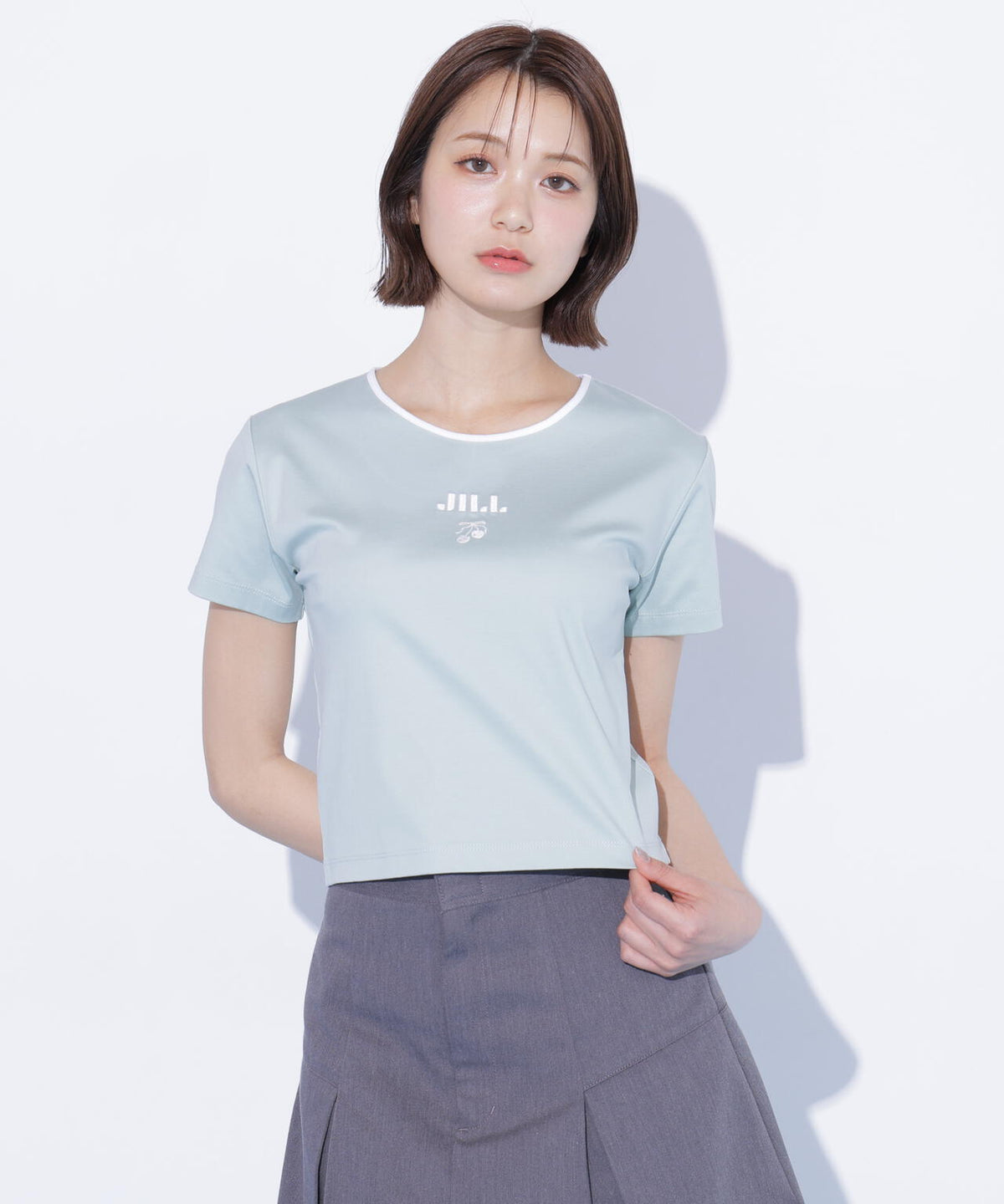 160cm 着用サイズ：FR