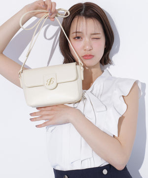 162cm 着用サイズ：FR