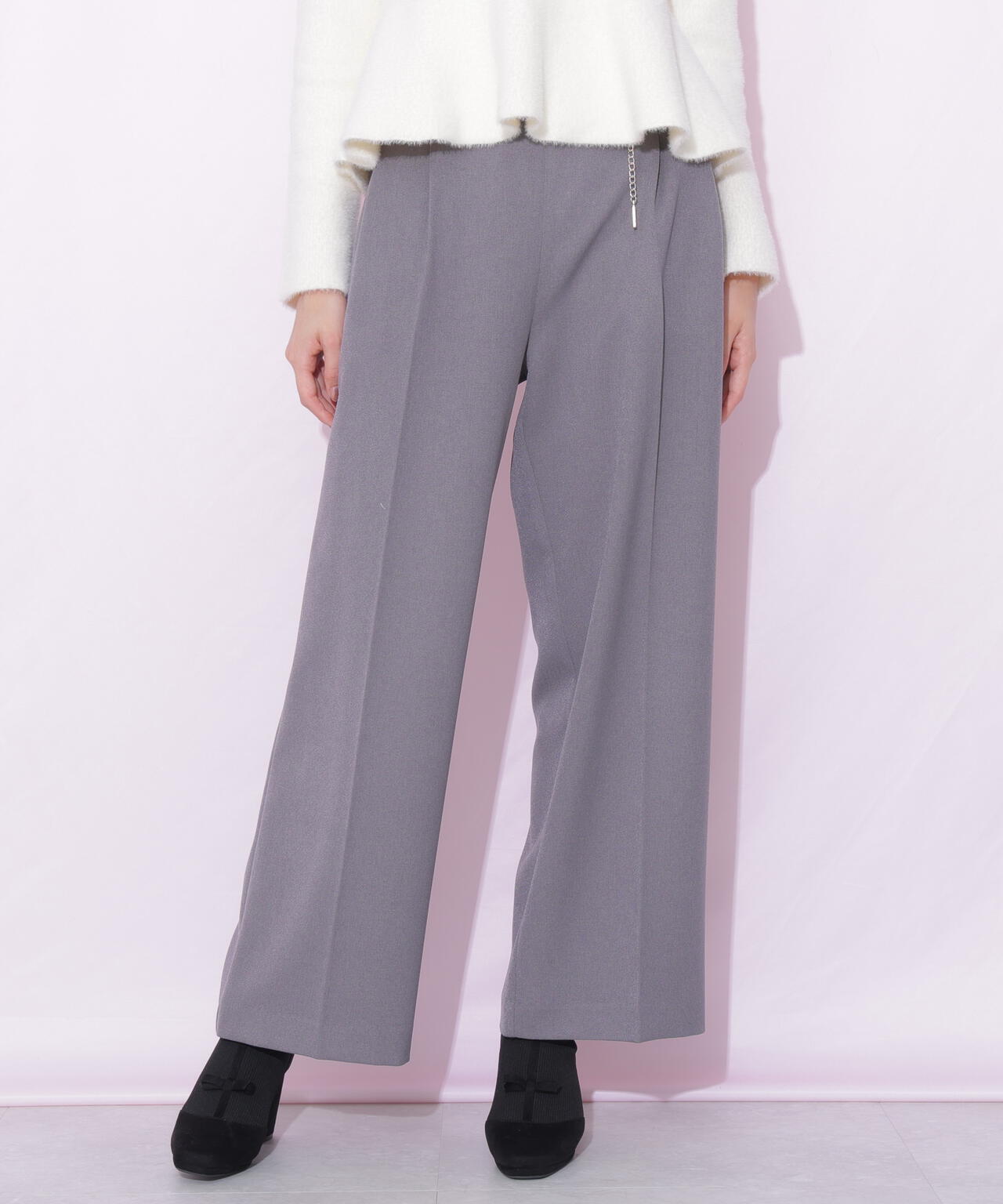チェーンベルトパンツ