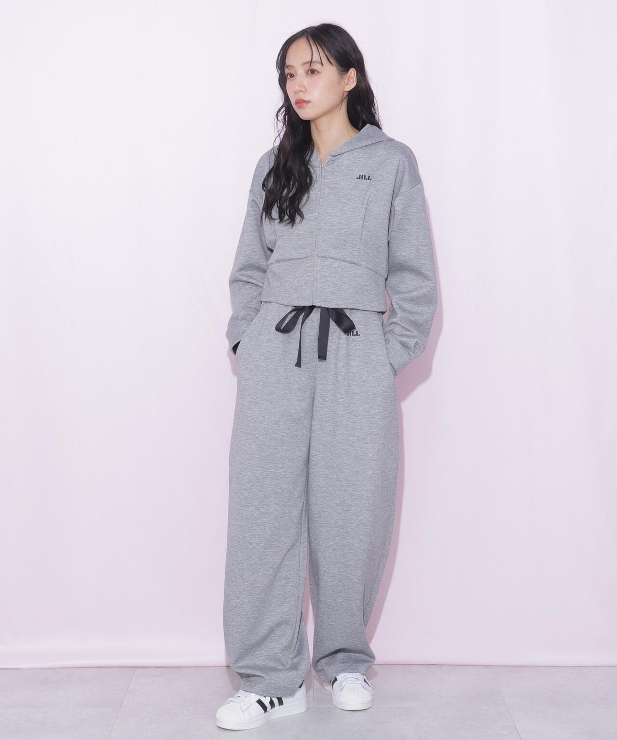 160cm 着用サイズ：FR