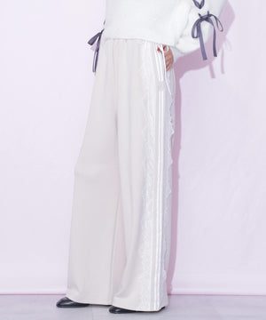 160cm 着用サイズ：FR