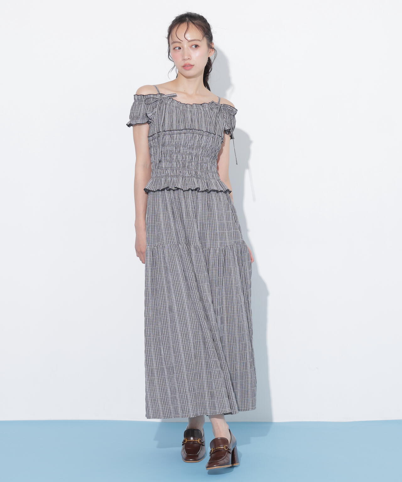 160cm 着用サイズ：FR