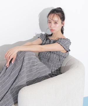160cm 着用サイズ：FR