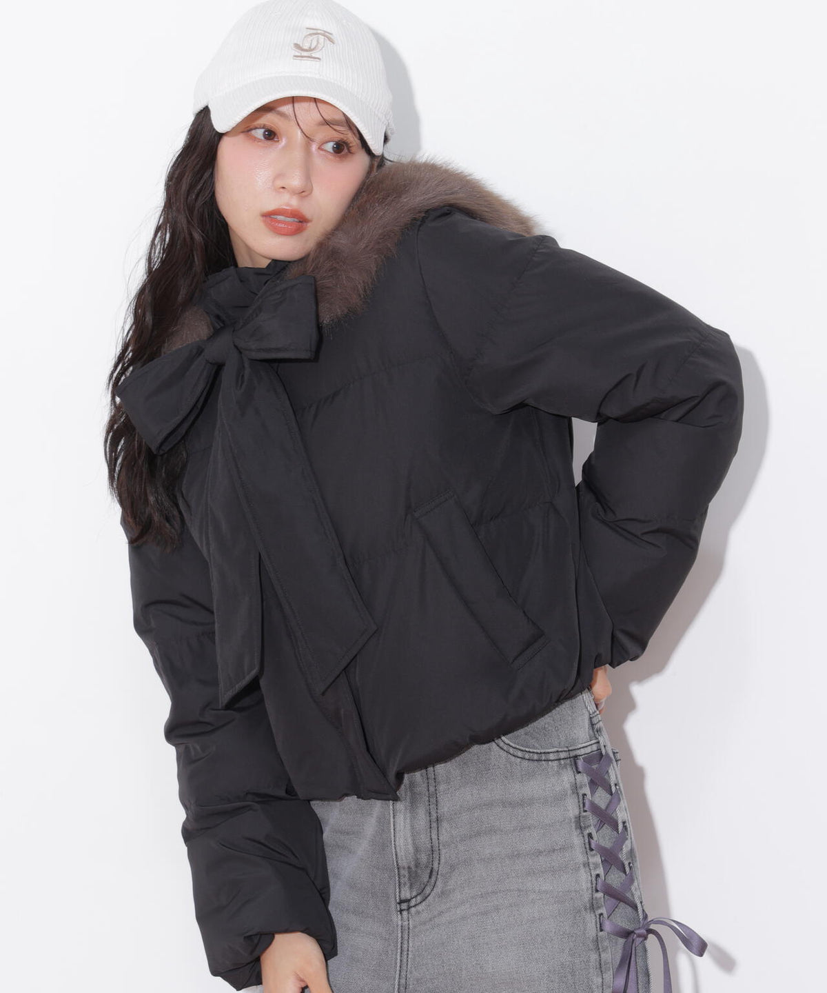 フェイクファー付きリボンショートダウン