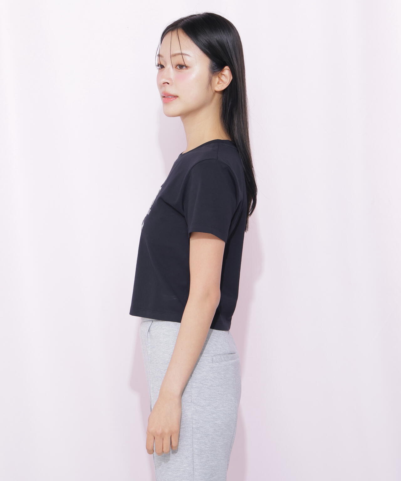 〈RIBBONシリーズ〉フロントロゴTシャツ