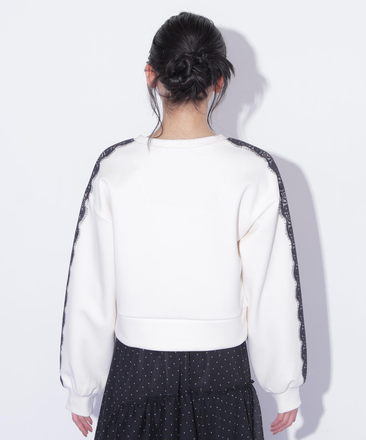 162cm 着用サイズ：FR