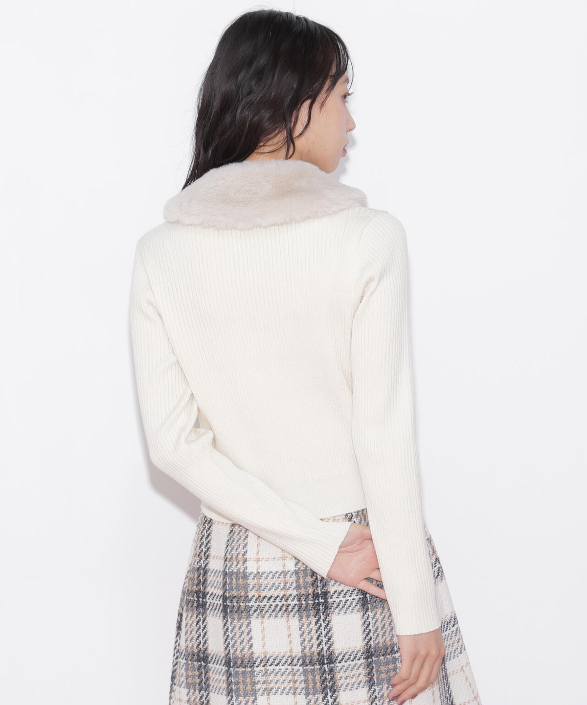 160cm 着用サイズ：FR