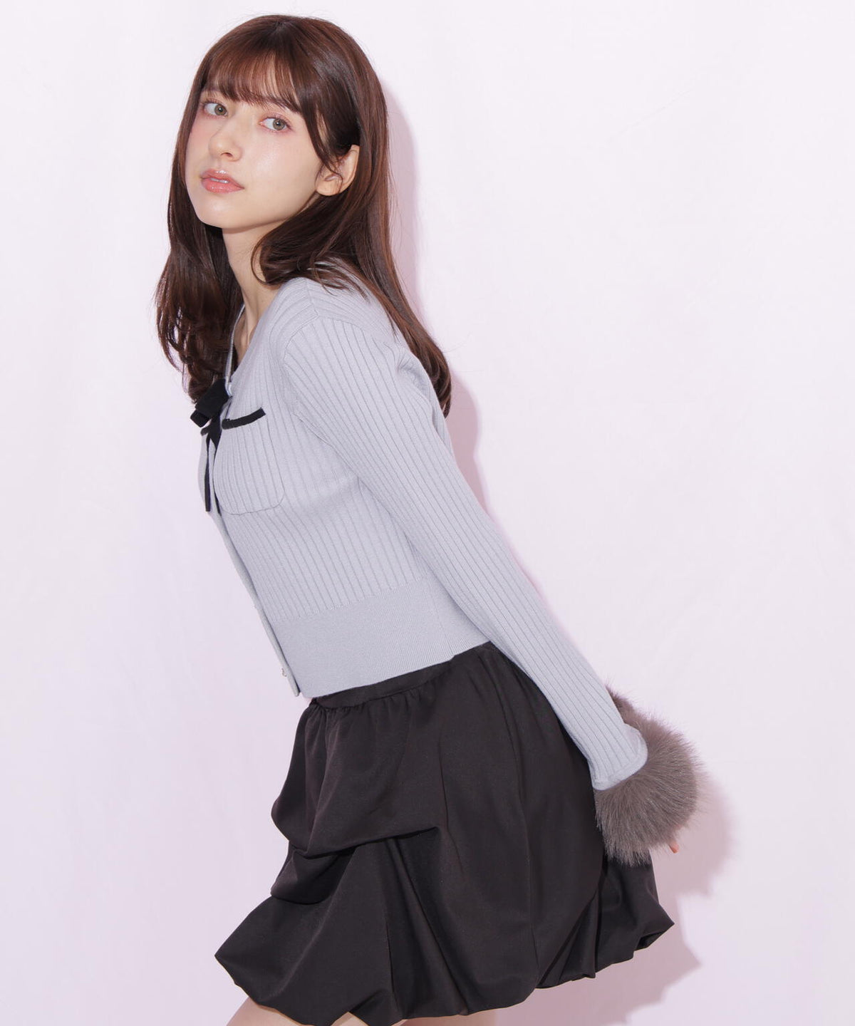 袖口フェイクファーニット