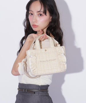 160cm 着用サイズ：FR