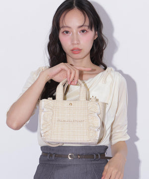 160cm 着用サイズ：FR