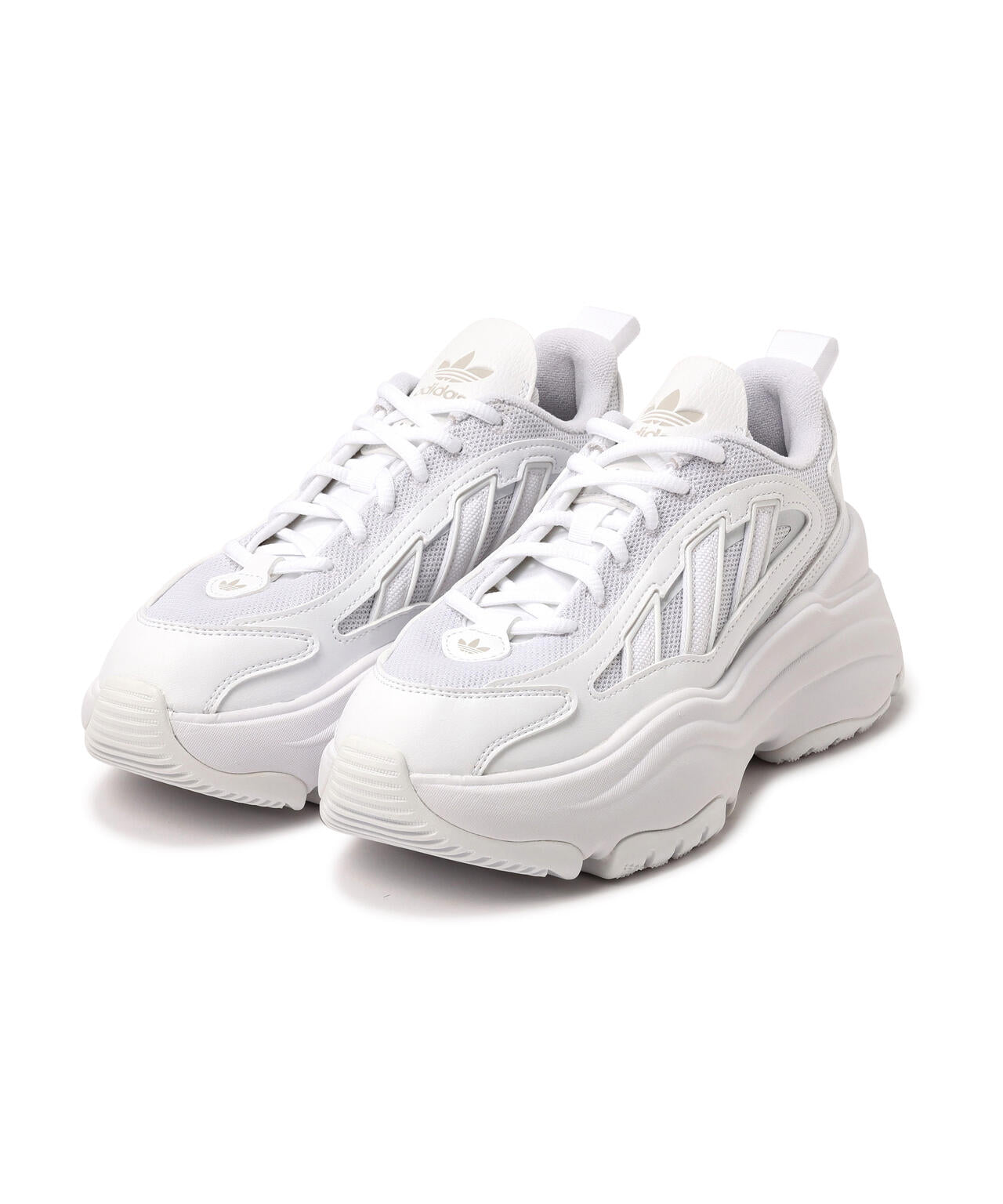 ＡＤＩＤＡＳ　ＯＺＧＡＩＡ　Ｗ