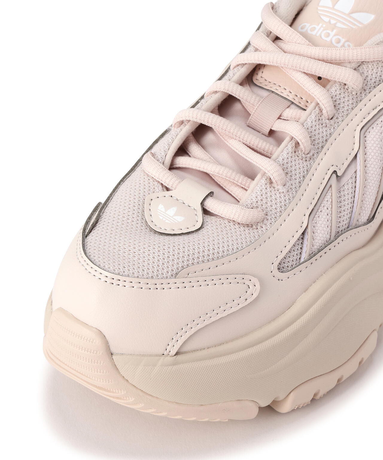 ＡＤＩＤＡＳ　ＯＺＧＡＩＡ　Ｗ