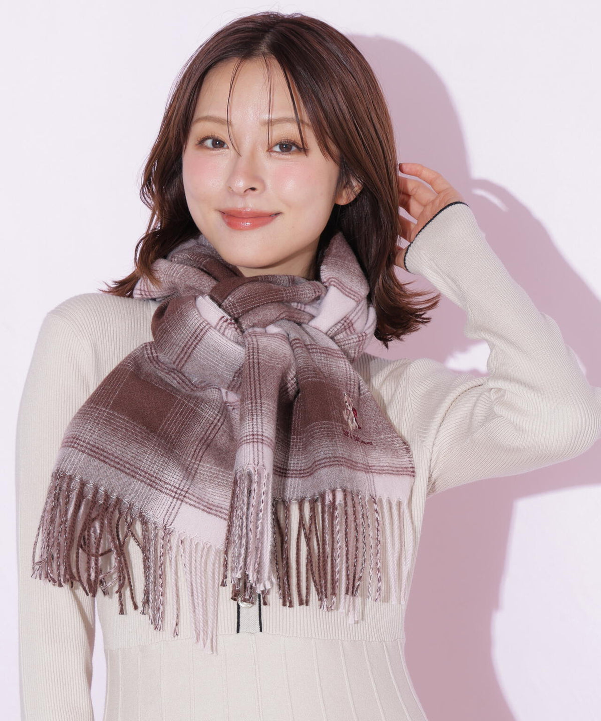 ＜BEARシリーズ＞ベア刺繍チェックストール／マフラー