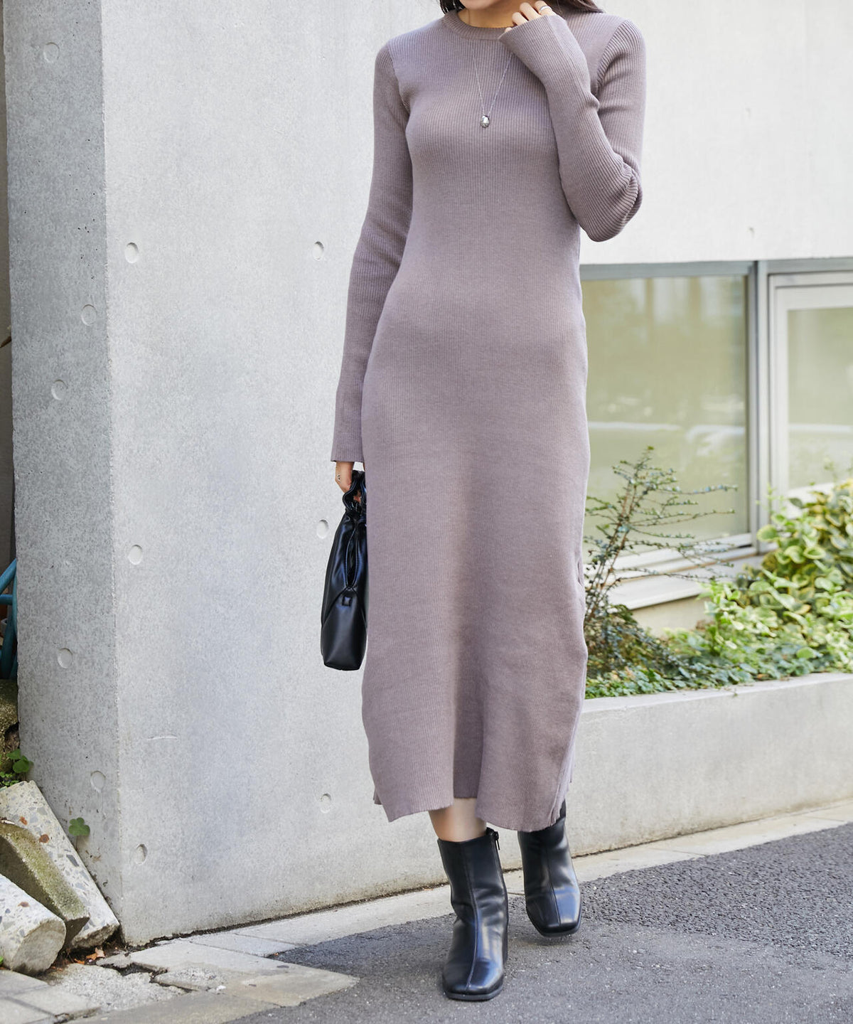 リブニットロングワンピース