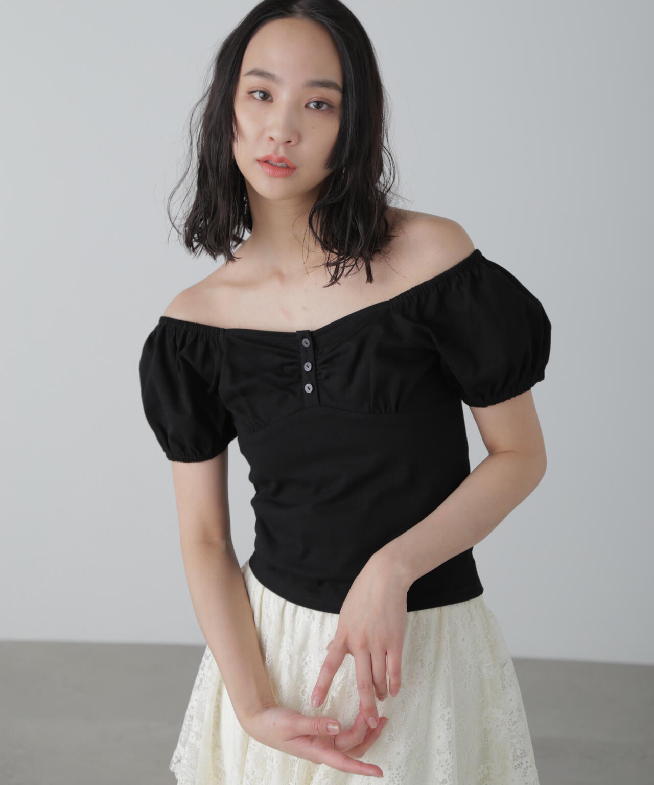 オフショルギャザーカットソー