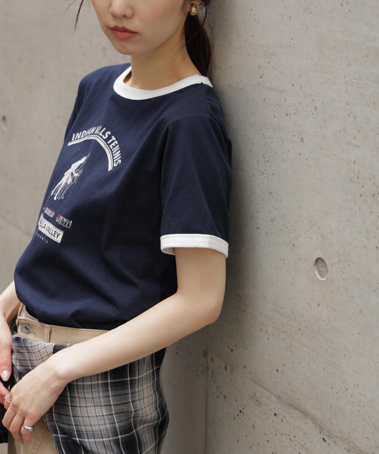 レトロスポーツプリントTシャツ