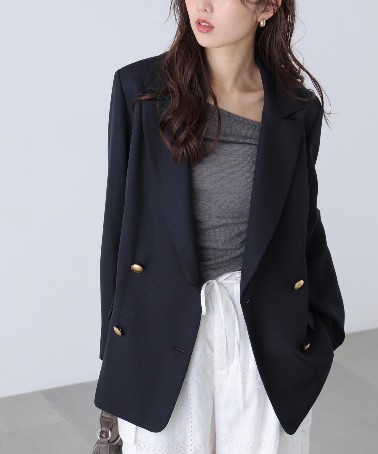 金ボタンダブルブレストジャケット【2サイズ展開】【背中部分：半裏仕様、袖部分：裏地なし】