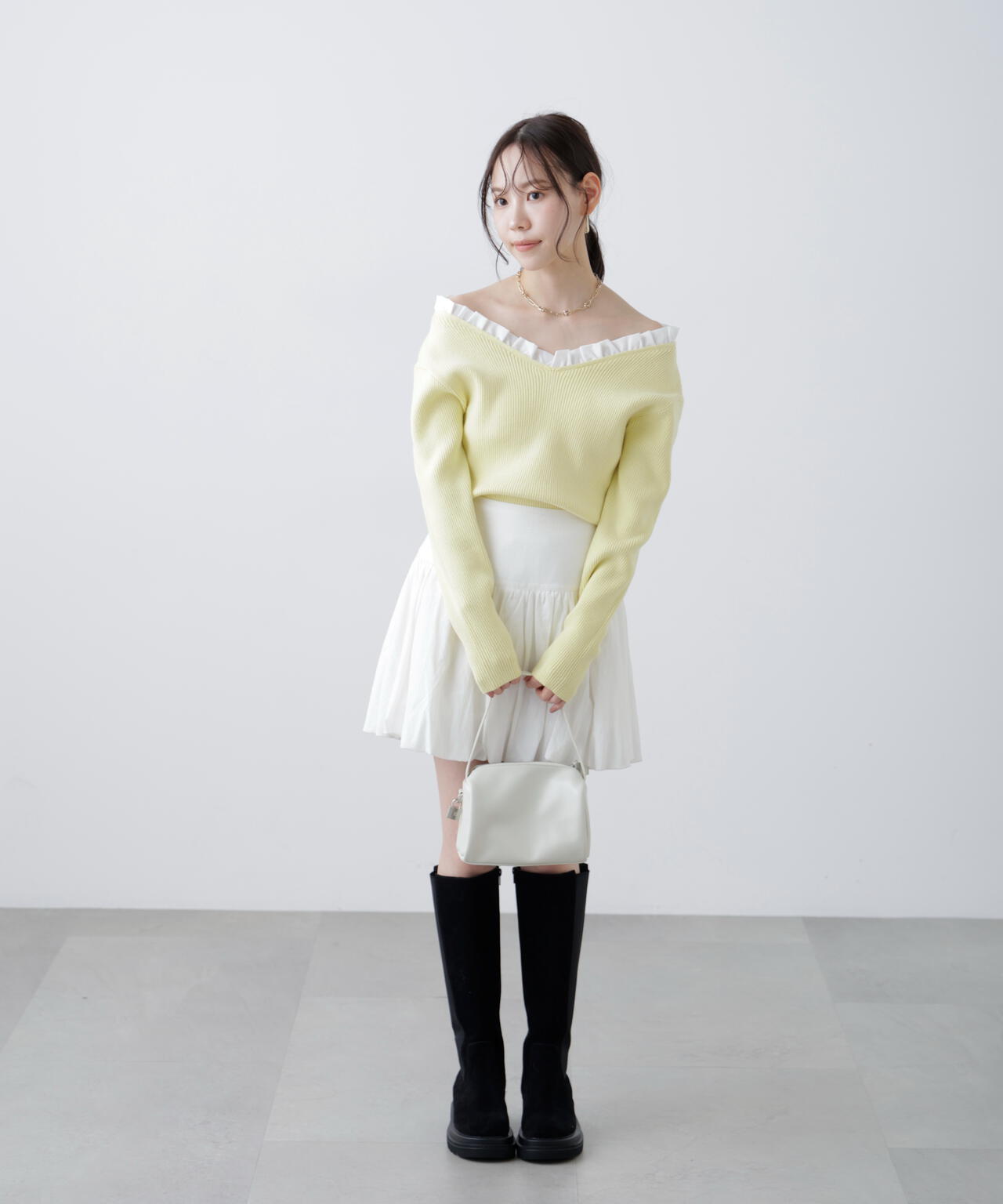 【RIO企画】フリルドッキングＶネックニット〈MFM〉