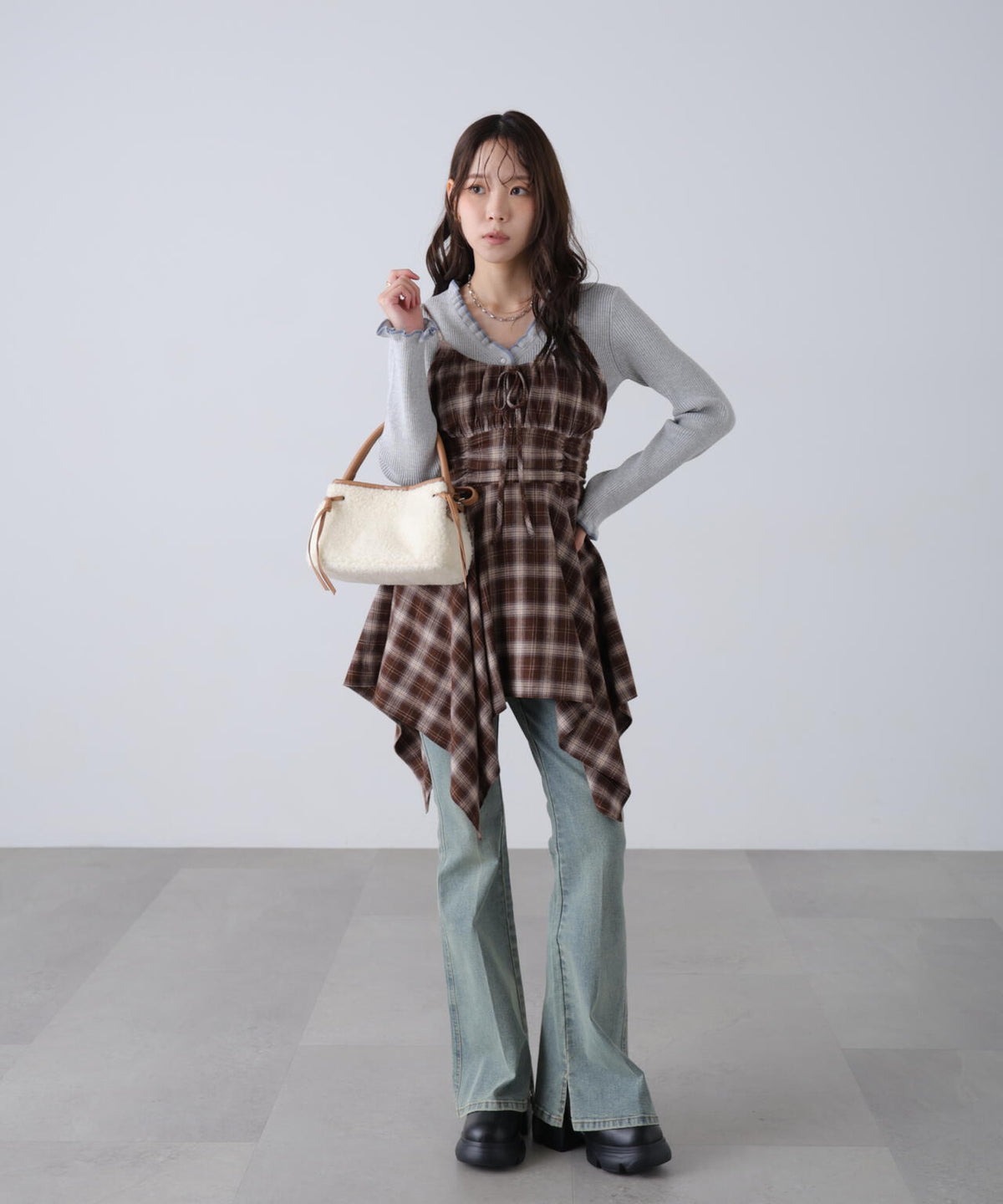 162cm 着用サイズ：FR
