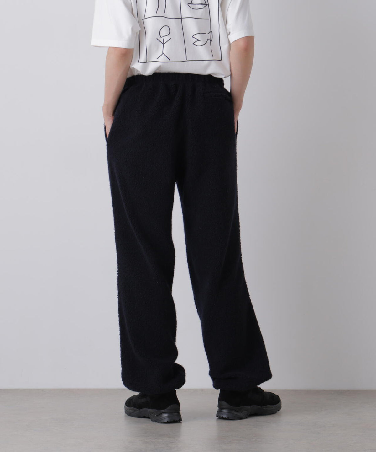 181cm C:84 W:70 H:91 着用サイズ：L