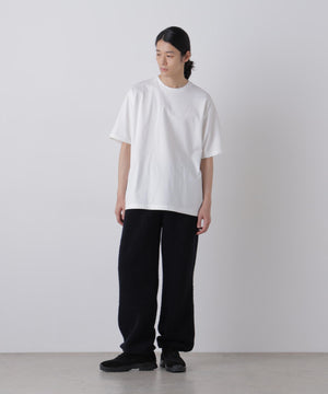 181cm C:84 W:70 H:91　着用サイズ L